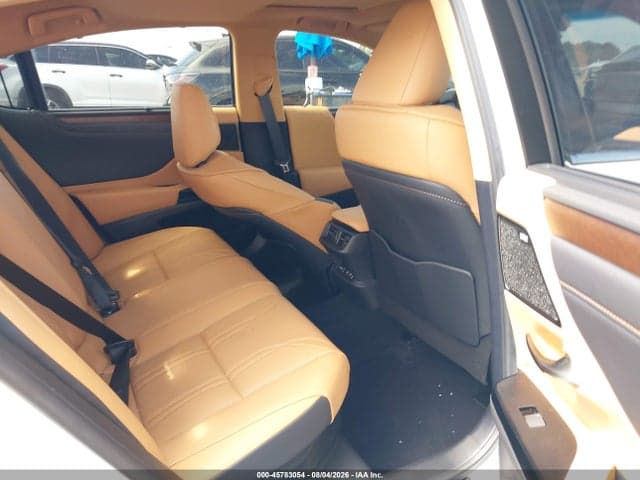 2025 LEXUS ES 300H ULTRA LUXURY 8