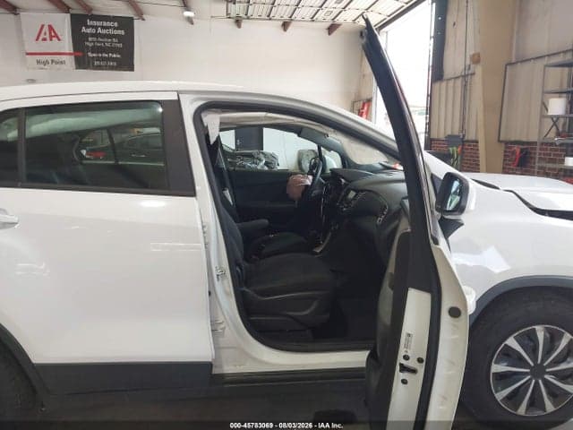 2017 CHEVROLET TRAX LS 5