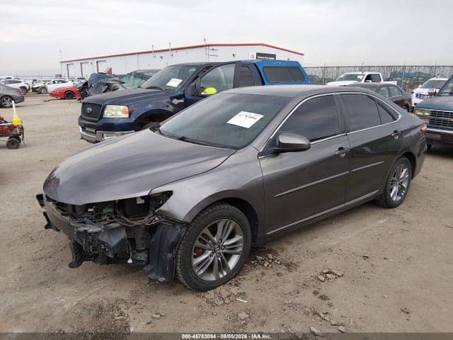 2017 TOYOTA CAMRY SE 2