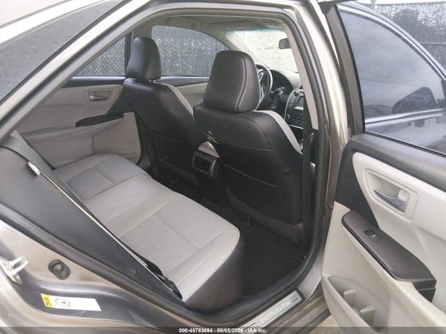 2017 TOYOTA CAMRY SE 8