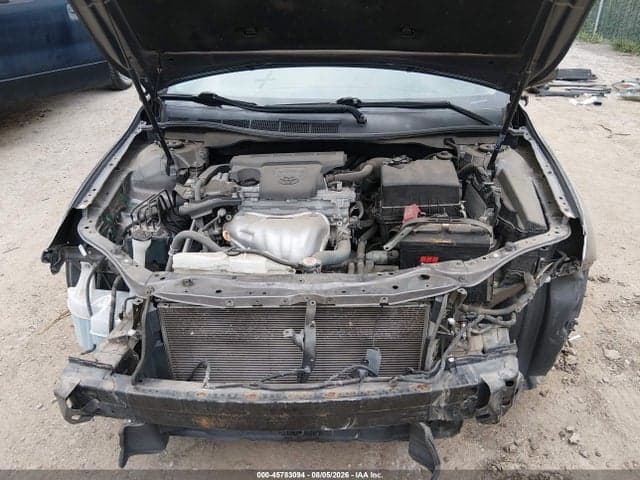 2017 TOYOTA CAMRY SE 10
