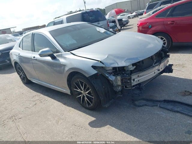 2024 TOYOTA CAMRY SE 1