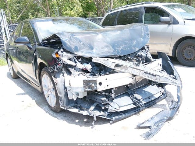 2018 TOYOTA CAMRY LE - 1