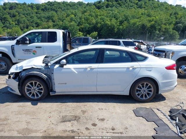 2017 FORD FUSION HYBRID SE 15