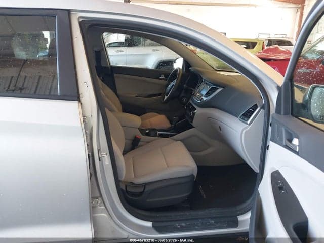 2018 HYUNDAI TUCSON SE 5