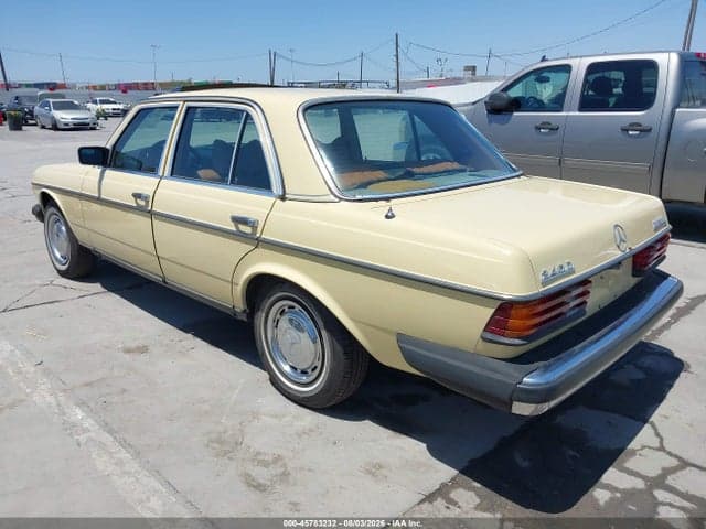 1979 MERCEDES-BENZ 240D SERIES 3