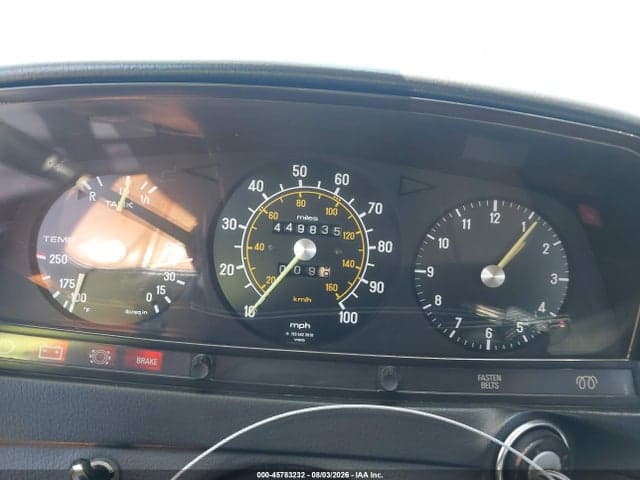 1979 MERCEDES-BENZ 240D SERIES 7