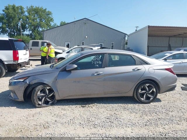 2023 HYUNDAI ELANTRA SEL 14