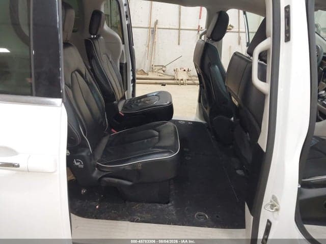 2022 CHRYSLER PACIFICA LIMITED 8