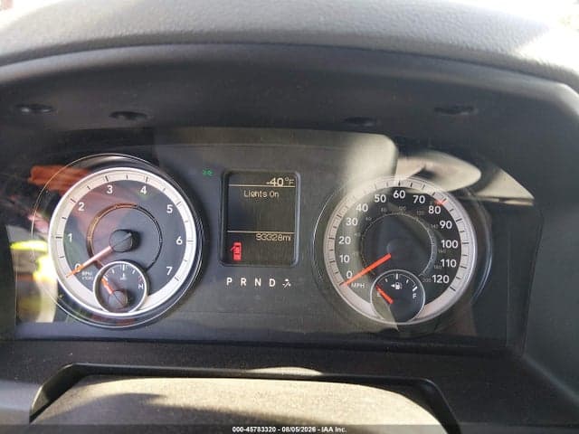 2017 RAM 1500 EXPRESS 4X2 5'7 BOX 7