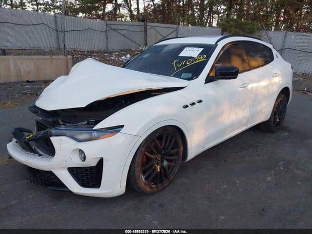 2021 MASERATI LEVANTE 2