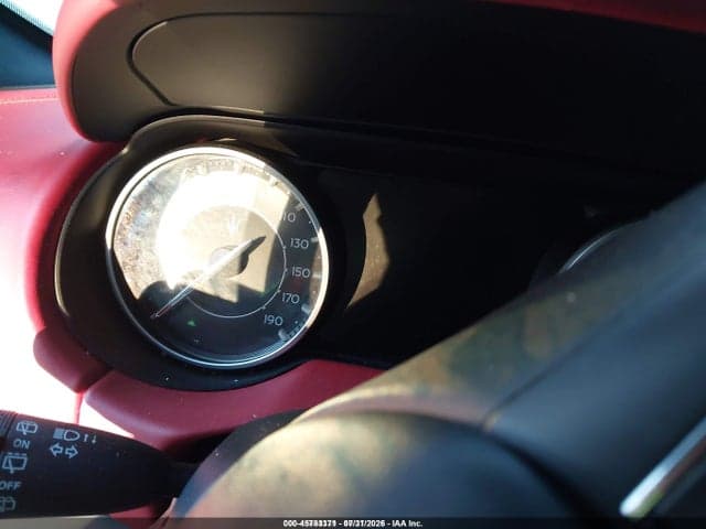 2021 MASERATI LEVANTE 7