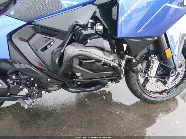 2026 BMW R 1300 RT/RT-P 8