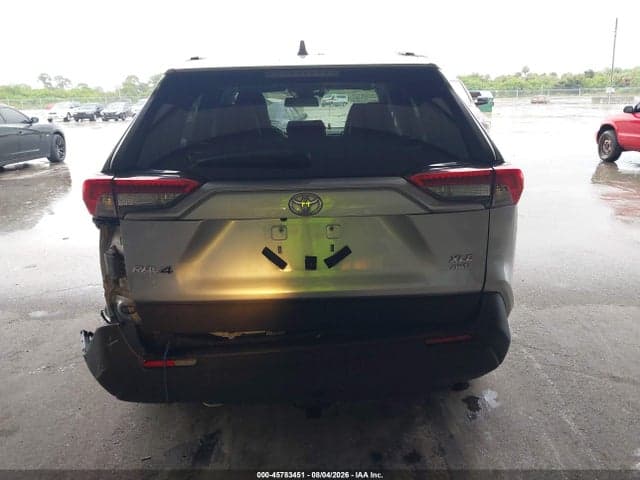 2021 TOYOTA RAV4 XLE PREMIUM 16
