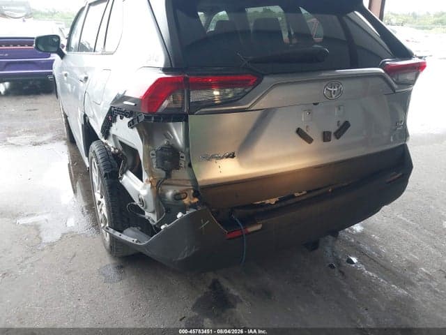 2021 TOYOTA RAV4 XLE PREMIUM 17