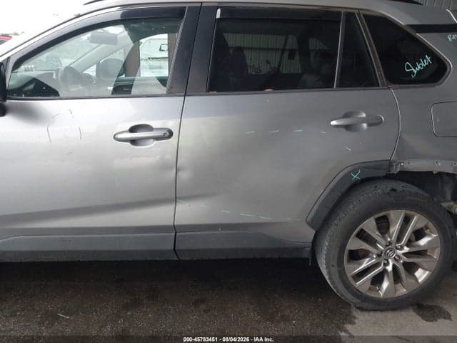 2021 TOYOTA RAV4 XLE PREMIUM 18