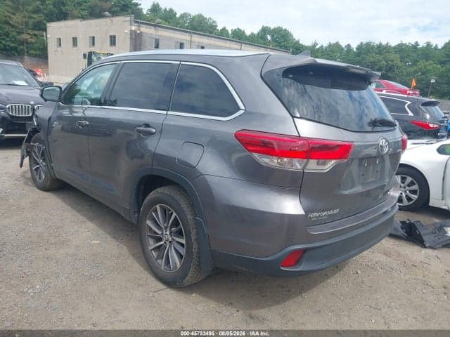 2019 TOYOTA HIGHLANDER XLE 3