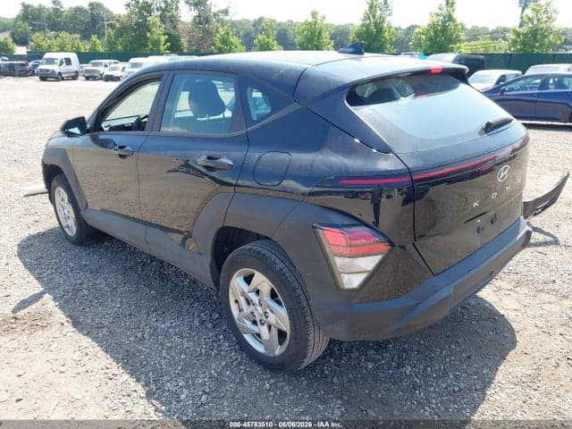 2025 HYUNDAI KONA SE 3