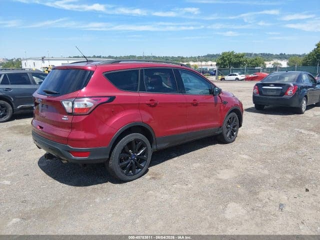 2017 FORD ESCAPE SE 4
