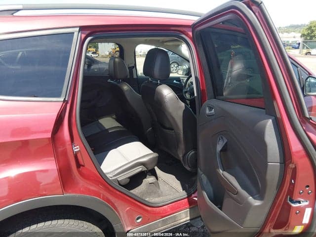 2017 FORD ESCAPE SE 8