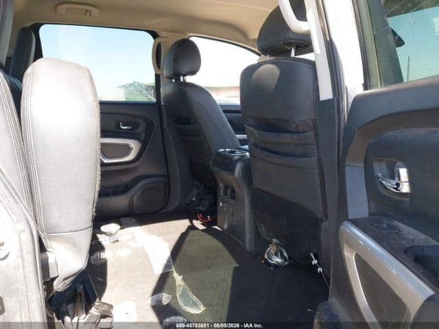 2020 NISSAN TITAN SV 4X2 8