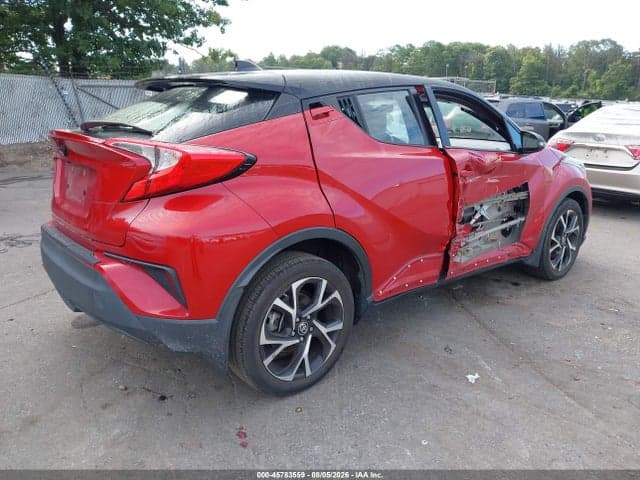 2020 TOYOTA C-HR XLE 4