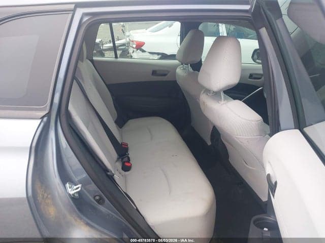 2026 TOYOTA COROLLA CROSS L 8