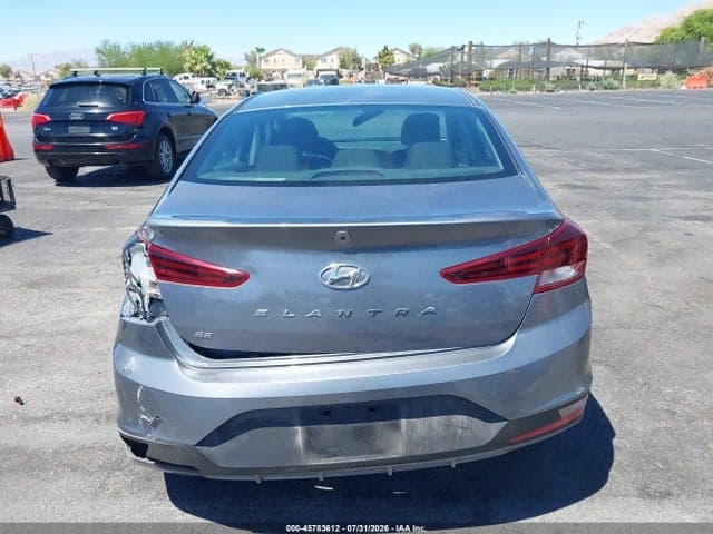 2019 HYUNDAI ELANTRA SE 16