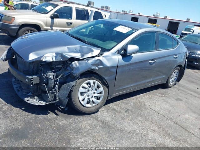 2019 HYUNDAI ELANTRA SE 17