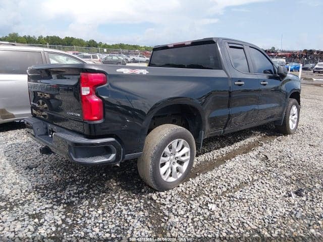 2021 CHEVROLET SILVERADO 1500 4WD STANDARD BED CUSTOM 4