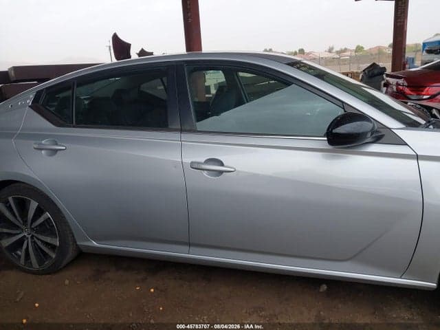 2022 NISSAN ALTIMA SR FWD 14