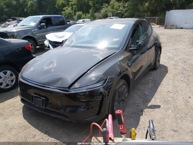 2026 TESLA MODEL Y 2