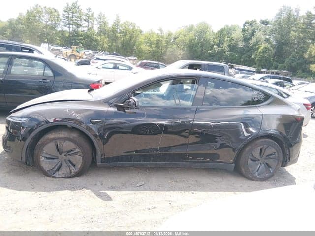 2026 TESLA MODEL Y 13