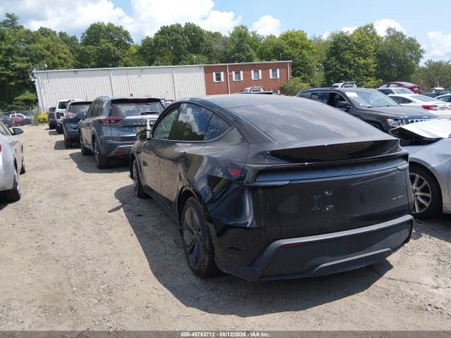 2026 TESLA MODEL Y 3
