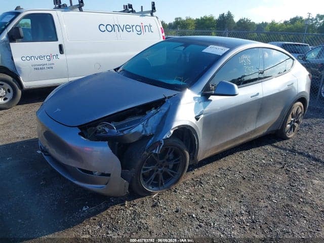 2025 TESLA MODEL Y LONG RANGE DUAL MOTOR ALL-WHEEL DRIVE 2