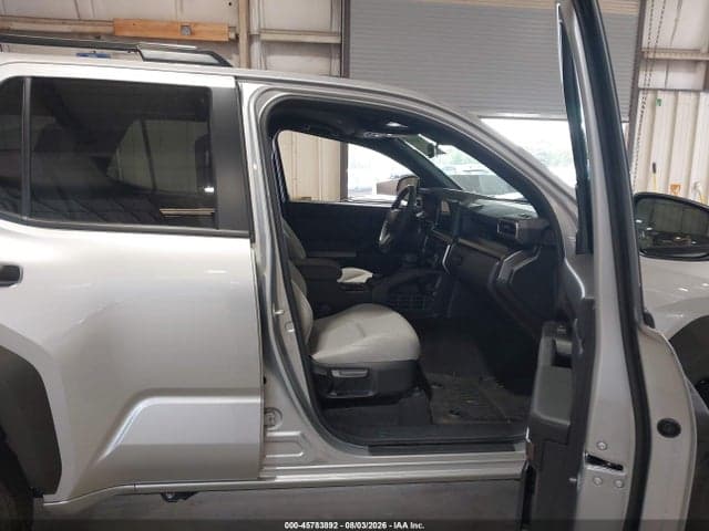 2026 TOYOTA 4RUNNER SR5 5