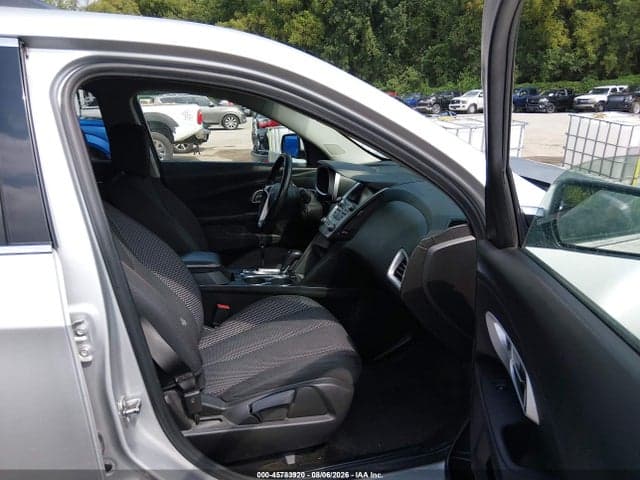 2017 CHEVROLET EQUINOX LT 5