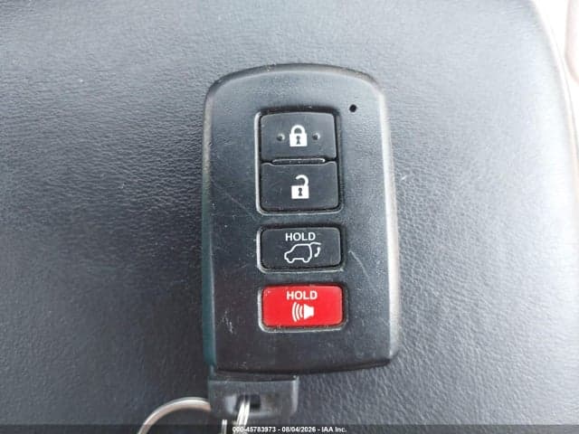 2017 TOYOTA RAV4 HYBRID LIMITED 11