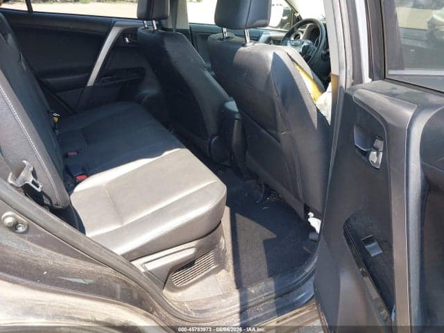 2017 TOYOTA RAV4 HYBRID LIMITED 8