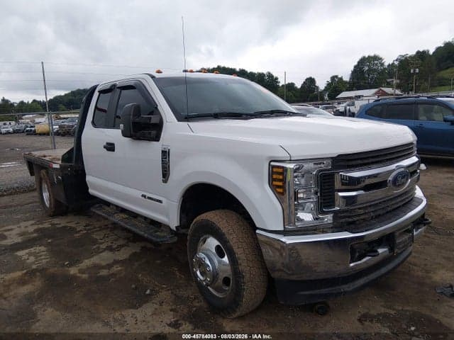 2018 FORD F-350 CHASSIS XL - 1