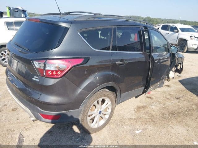 2018 FORD ESCAPE SE 4