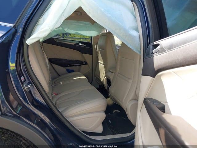 2017 LINCOLN MKC PREMIERE 8