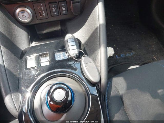 2024 NISSAN LEAF SV PLUS 11