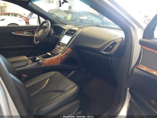2019 LINCOLN NAUTILUS SELECT 5