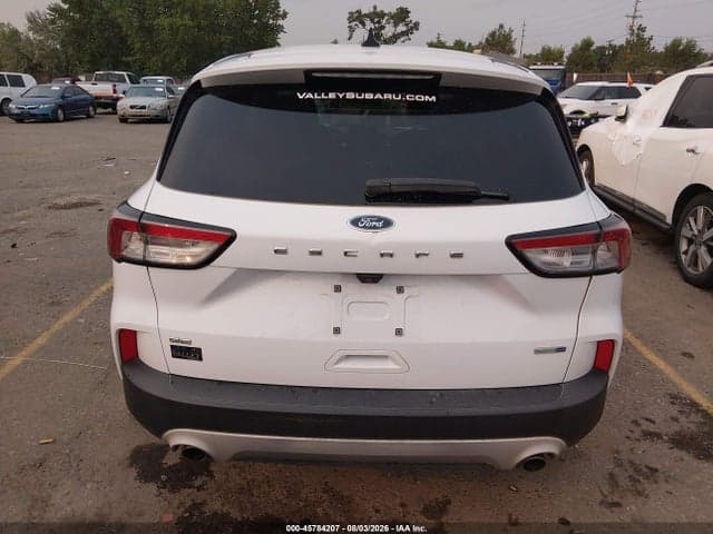 2020 FORD ESCAPE SE 17