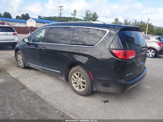 2020 CHRYSLER PACIFICA TOURING L 3