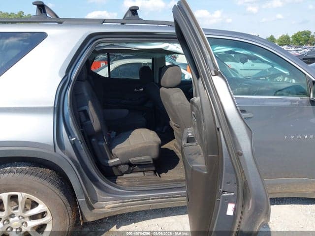 2021 CHEVROLET TRAVERSE AWD LT CLOTH 8