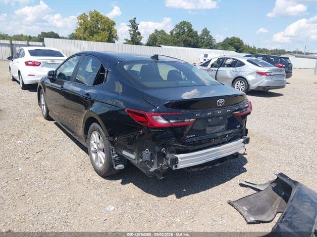 2025 TOYOTA CAMRY XSE/XLE/LE/SE 3