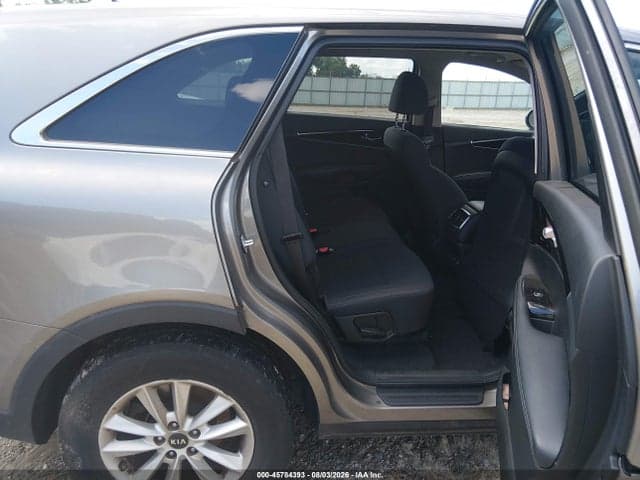 2019 KIA SORENTO 3.3L LX 8