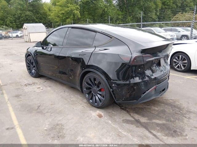 2024 TESLA MODEL Y PERFORMANCE DUAL MOTOR ALL-WHEEL DRIVE 3